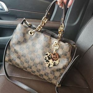 Michael kors purse